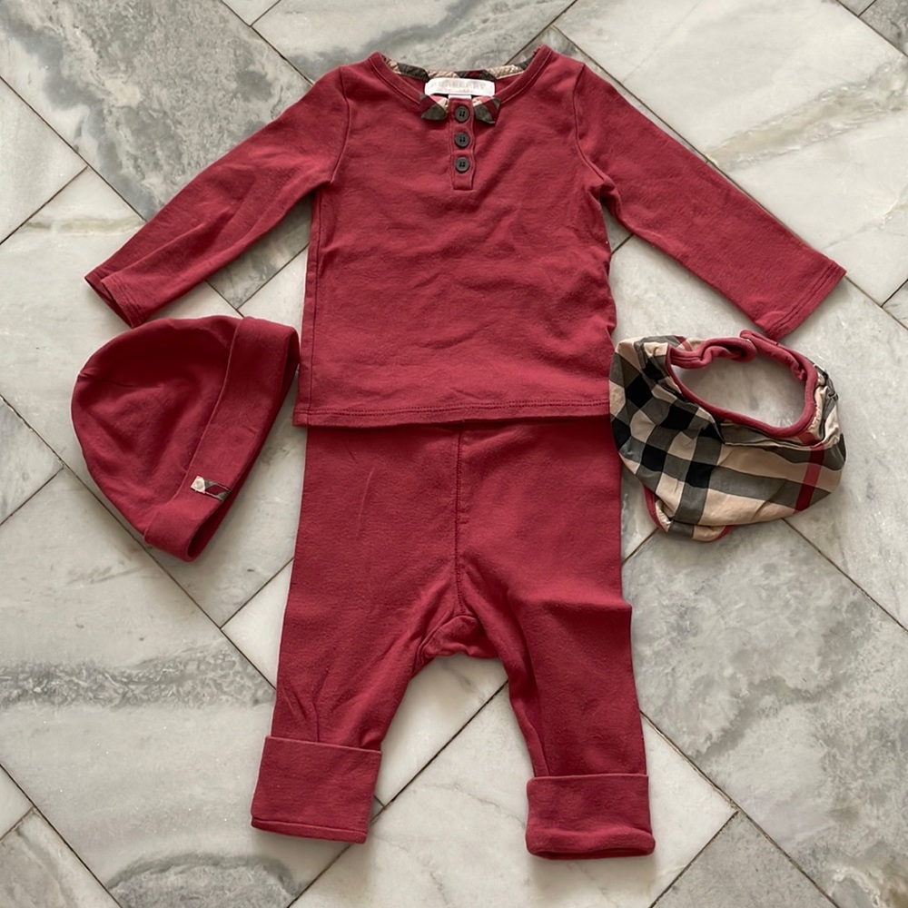 4 piece Burberry Set 🇬🇧